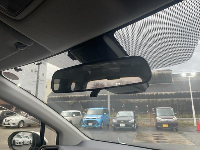 シエンタ G 4WD 衝突軽減システム 純正SDナビ CD BT フルセグ USB バックカメラ 両側パワースライドドア オートハイビーム レーンキープアシスト コーナーセンサー 純正フロアマット 電動格納ミラー(61枚目)