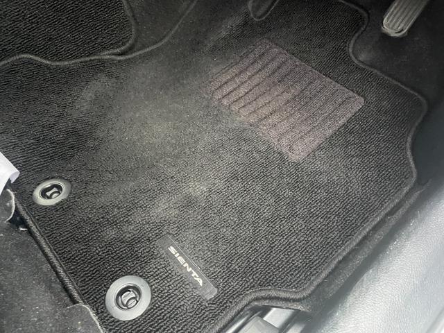 シエンタ G 4WD 衝突軽減システム 純正SDナビ CD BT フルセグ USB バックカメラ 両側パワースライドドア オートハイビーム レーンキープアシスト コーナーセンサー 純正フロアマット 電動格納ミラー(65枚目)