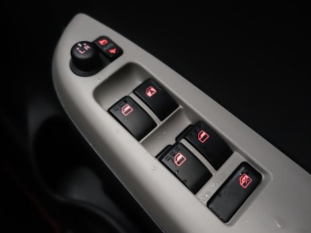 パッソ モーダ チャーム 衝突軽減 純正SDナビ CD DVD BT フルセグ MSV 全周囲カメラ ハーフレザー シートヒーター LEDオートライト コーナーセンサー ステアリングスイッチ フォグランプ スマートキー ETC(61枚目)