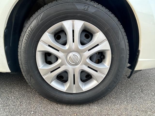 ノート ｅ－パワー　Ｘ　衝突軽減　ワンオーナー　純正メモリナビ　ＣＤ　ＢＴ　フルセグ　ＵＳＢ　ＡＵＸ　ＬＥＤオートライト　ドラレコ　アイドリングストップ　電動格納ウィンカーミラー　フォグランプ　ドアバイザ―　スマートキー×２（23枚目）