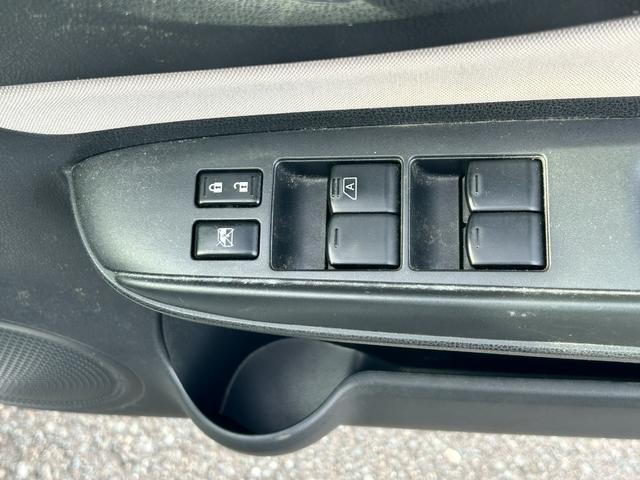 ノート ｅ－パワー　Ｘ　衝突軽減　ワンオーナー　純正メモリナビ　ＣＤ　ＢＴ　フルセグ　ＵＳＢ　ＡＵＸ　ＬＥＤオートライト　ドラレコ　アイドリングストップ　電動格納ウィンカーミラー　フォグランプ　ドアバイザ―　スマートキー×２（58枚目）