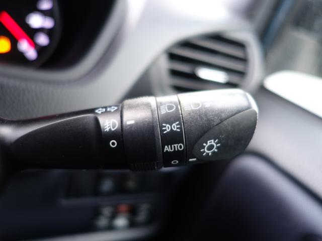 ヴォクシー ＺＳ　フリップダウン　純正ＳＤナビ　ＣＤ　ＤＶＤ　ＢＴ　フルセグ　バックカメラ　両側パワスラ　ＬＥＤオートライト　純正アルミ　ステアリングスイッチ　ＭＴモード付ＡＴ　ウィンカーミラー　スマートキー　ＥＴＣ（56枚目）