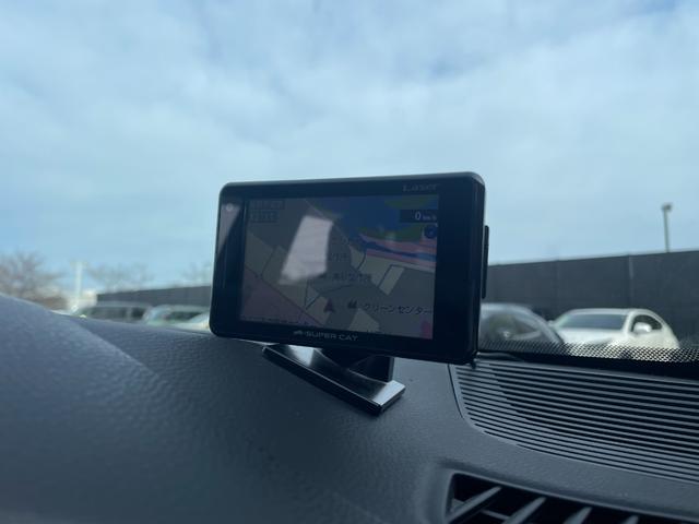 ハリアーＰＨＥＶ Ｚ　４ＷＤ　ワンオーナー　ＭＯＤＥＬＬＩＳＴＡフルエアロ　セーフティセンス　ＪＢＬ　純正ナビ　ＵＳＢ　ＢＴ　Ｍｉｒａｃａｓｔ　フルセグＴＶ　全方位　黒革　パワーシート　レーダークルーズ　ドラレコ　ＥＴＣ（61枚目）