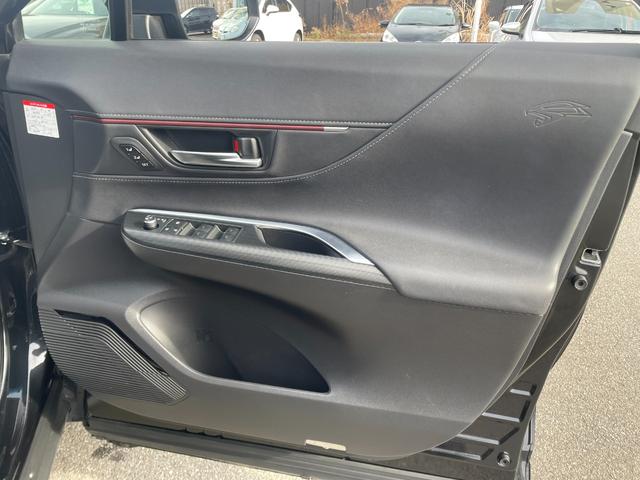 ハリアーＰＨＥＶ Ｚ　４ＷＤ　ワンオーナー　ＭＯＤＥＬＬＩＳＴＡフルエアロ　セーフティセンス　ＪＢＬ　純正ナビ　ＵＳＢ　ＢＴ　Ｍｉｒａｃａｓｔ　フルセグＴＶ　全方位　黒革　パワーシート　レーダークルーズ　ドラレコ　ＥＴＣ（68枚目）