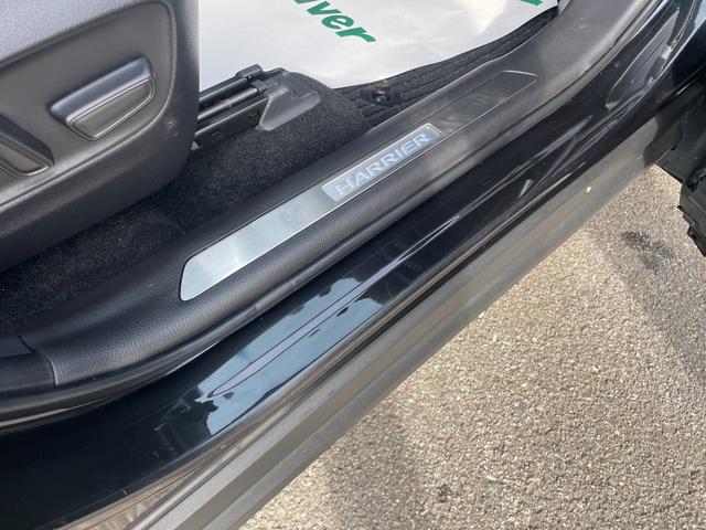 ハリアーＰＨＥＶ Ｚ　４ＷＤ　ワンオーナー　ＭＯＤＥＬＬＩＳＴＡフルエアロ　セーフティセンス　ＪＢＬ　純正ナビ　ＵＳＢ　ＢＴ　Ｍｉｒａｃａｓｔ　フルセグＴＶ　全方位　黒革　パワーシート　レーダークルーズ　ドラレコ　ＥＴＣ（72枚目）