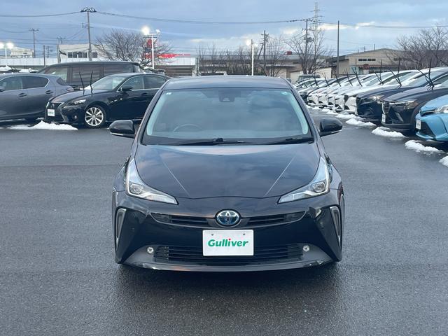 プリウス Ａプレミアム　ツーリングセレクション　衝突軽減　純正ＳＤナビ　ＣＤ　ＤＶＤ　ＢＴ　フルセグ　バックカメラ　レーダークルーズコントロール　ＬＥＤオートヘッドライト　レザーシート　シートヒーター　エアシート　ドラレコ　スマートキー　ＥＴＣ（16枚目）