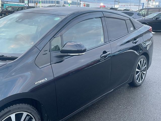 プリウス Ａプレミアム　ツーリングセレクション　衝突軽減　純正ＳＤナビ　ＣＤ　ＤＶＤ　ＢＴ　フルセグ　バックカメラ　レーダークルーズコントロール　ＬＥＤオートヘッドライト　レザーシート　シートヒーター　エアシート　ドラレコ　スマートキー　ＥＴＣ（36枚目）