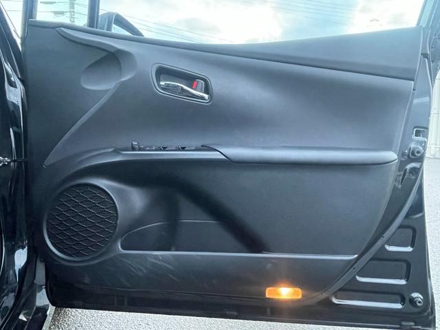 プリウス Ａプレミアム　ツーリングセレクション　衝突軽減　純正ＳＤナビ　ＣＤ　ＤＶＤ　ＢＴ　フルセグ　バックカメラ　レーダークルーズコントロール　ＬＥＤオートヘッドライト　レザーシート　シートヒーター　エアシート　ドラレコ　スマートキー　ＥＴＣ（44枚目）