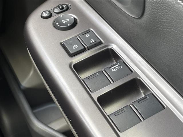 フリード＋ハイブリッド ハイブリッドＧ・ホンダセンシング　ワンオーナー　４ＷＤ　スマートキー　純正ナビ　Ｂｌｕｅｔｏｏｔｈ．ＣＤ．ＡＭ／ＦＭ　フルセグＴＶ　ホンダセンシング　ハーフレザーシート　シートヒーター　ＥＴＣ　両側パワースライドドア　バックカメラ（30枚目）