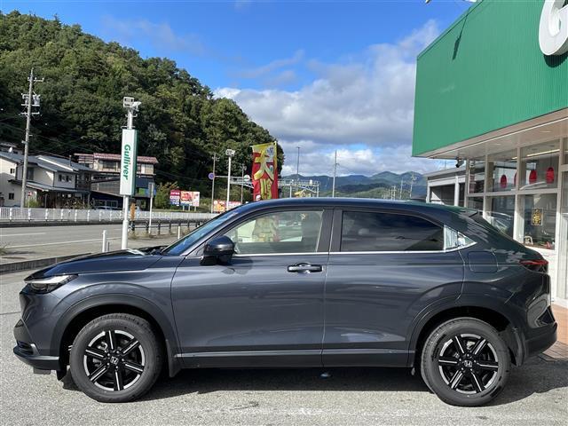 ヴェゼル e:HEV X ワンオーナー 4WD ディスプレイオーディオ CD.AM/FMラジオ.ワンセグテレビ スマートキー ETC コーナーセンサー バックカメラ クルーズコントロール追従走行有 ダウンヒルアシスト(4枚目)