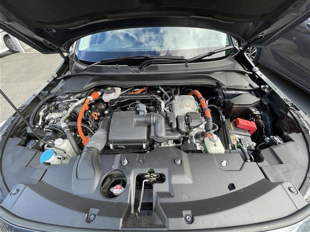 ヴェゼル e:HEV X ワンオーナー 4WD ディスプレイオーディオ CD.AM/FMラジオ.ワンセグテレビ スマートキー ETC コーナーセンサー バックカメラ クルーズコントロール追従走行有 ダウンヒルアシスト(9枚目)