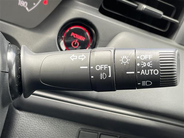 ヴェゼル e:HEV X ワンオーナー 4WD ディスプレイオーディオ CD.AM/FMラジオ.ワンセグテレビ スマートキー ETC コーナーセンサー バックカメラ クルーズコントロール追従走行有 ダウンヒルアシスト(23枚目)