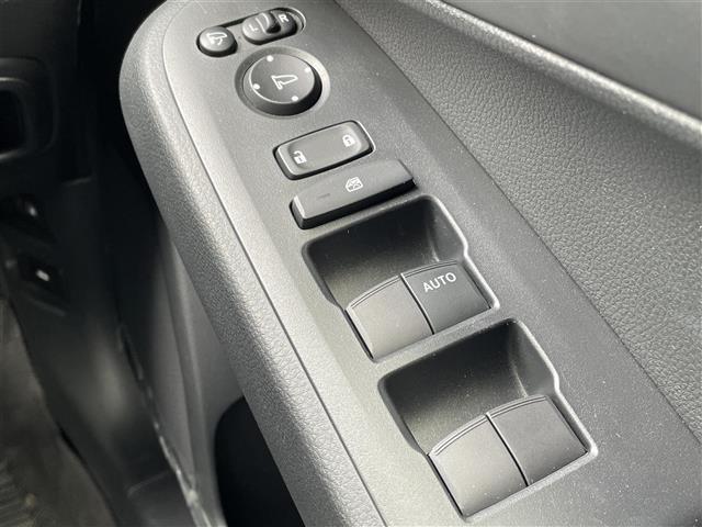 ヴェゼル e:HEV X ワンオーナー 4WD ディスプレイオーディオ CD.AM/FMラジオ.ワンセグテレビ スマートキー ETC コーナーセンサー バックカメラ クルーズコントロール追従走行有 ダウンヒルアシスト(31枚目)