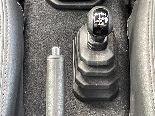 ジムニー XC ワンオーナー 4WD 社外ナビ(AM/FM/CD/DVD) レーンキープアシスト クルコン ETC LEDヘッドライト 背面タイヤ ドラレコ スマートキー 純正AW スペアキー(17枚目)