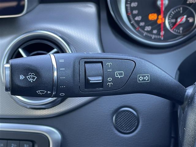 GLAクラス GLA220 4マチック 4WD 純正ナビ CD DVD Bluetooth TV シートヒーター バックカメラ ドライブレコーダー レザーシート シートヒーター ルーフレール Rクルーズコントロール スマートキー(22枚目)