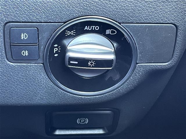 GLAクラス GLA220 4マチック 4WD 純正ナビ CD DVD Bluetooth TV シートヒーター バックカメラ ドライブレコーダー レザーシート シートヒーター ルーフレール Rクルーズコントロール スマートキー(28枚目)