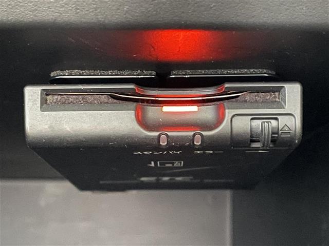 ノート e-パワー X 純正ナビ Bluetooth CD DVD AM FM TV 全方位カメラ ETC コーナーセンサー 純正フロアマット 純正アルミホイール 衝突被害軽減システム 横滑り防止装置 レーンキープアシスト(34枚目)