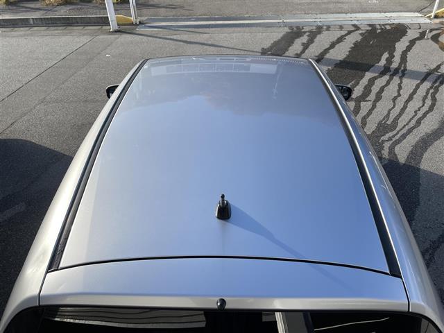 フィット Ｇ　ワンオーナー　４ＷＤ　ナビ　ＣＤ　ＡＭ　ＦＭ　バックカメラ　ＥＴＣ　盗難防止装置システム　リモコンキー　ＡＢＳ　ハロゲンヘッドライト　保証書　取扱説明書（8枚目）