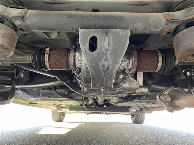 フィット Ｇ　ワンオーナー　４ＷＤ　ナビ　ＣＤ　ＡＭ　ＦＭ　バックカメラ　ＥＴＣ　盗難防止装置システム　リモコンキー　ＡＢＳ　ハロゲンヘッドライト　保証書　取扱説明書（10枚目）