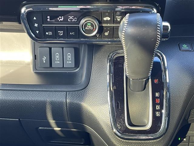 Ｎ－ＢＯＸカスタム Ｌ　ワンオーナー　両側パワースライドドア　純正ナビ　バックカメラ　ドライブレコーダー　ベンチシート　シートヒーター　コーナーセンサー　純正アルミホイール　純正フロアマット　クルーズコントロール（17枚目）