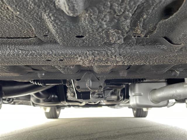 ステップワゴンスパーダ スパーダ・クールスピリット　ホンダセンシング　ワンオーナー／フリップダウンモニター／４ＷＤ／純正ナビ／フルセグＴＶ．ＤＶＤ．ＢＴ／シートヒーター／両側パワースライドドア／ハーフレザーシート／ホンダセンシング／全方位カメラ／パドルシフト／純正ＡＷ（12枚目）