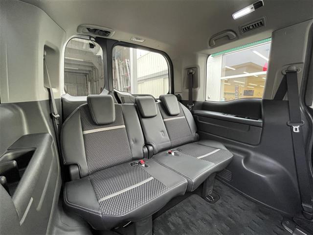 ステップワゴンスパーダ スパーダ・クールスピリット　ホンダセンシング　ワンオーナー／フリップダウンモニター／４ＷＤ／純正ナビ／フルセグＴＶ．ＤＶＤ．ＢＴ／シートヒーター／両側パワースライドドア／ハーフレザーシート／ホンダセンシング／全方位カメラ／パドルシフト／純正ＡＷ（38枚目）