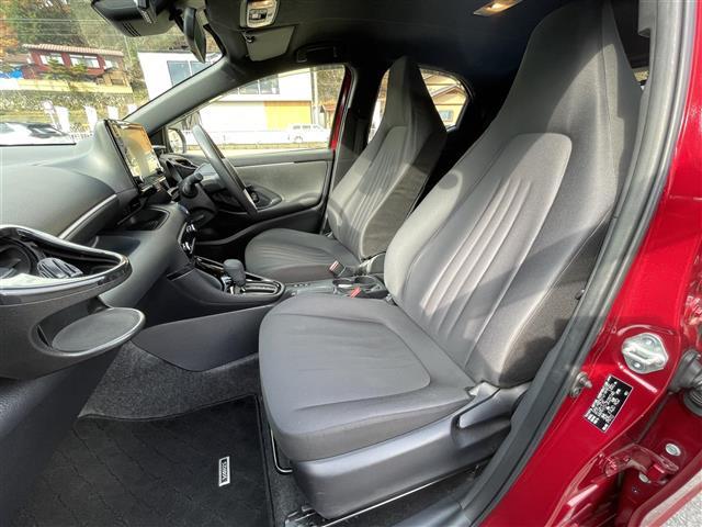 ヤリス ハイブリッドG ワンオーナー ディスプレイオーディオ Bluetooth バックカメラ ドライブレコーダー ETC 純正フロアマット LEDオートライト クルーズコントロール 横滑り防止装置 レーンキープアシスト(36枚目)