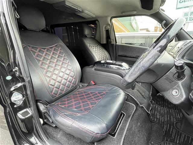 ハイエースバン ロングスーパーGL 4WD ベットキット 後席モニター ETC 純正ナビ Bluetooth CD DVD AM FM TV 両側スライドドア バックカメラ キセノンオートライト リモコンキー ドアバイザー(32枚目)