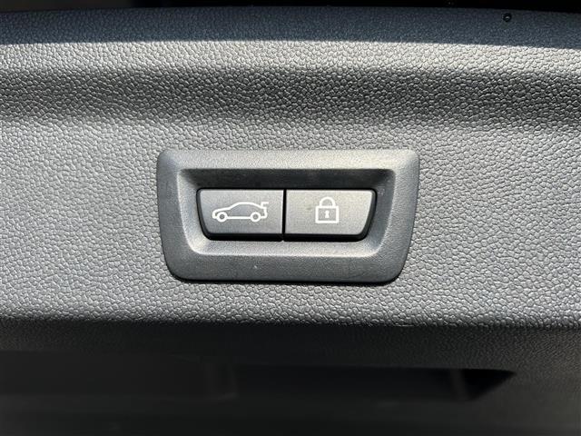 ＭＩＮＩ クーパーＤ　クロスオーバー　オール４　ワンオーナー　純正ナビ　バックカメラ　アクディブクルーズコントロール　シートヒーター　コンフォートアクセス　ＬＥＤヘッドライト／オートライト　フロント／リアフォグライト　パワーバックドア　ミラーＥＴＣ（14枚目）