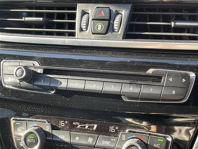 Ｘ１ ｘＤｒｉｖｅ　１８ｄ　ｘライン　純正ナビ／バックカメラ／クルーズコントロール／レザーシート／電動フロントシート／フロントシートヒーティング／電動テールゲート／純正１８インチＡＷ／純正フロアマット／取扱説明書／保証書／スペアキー（18枚目）