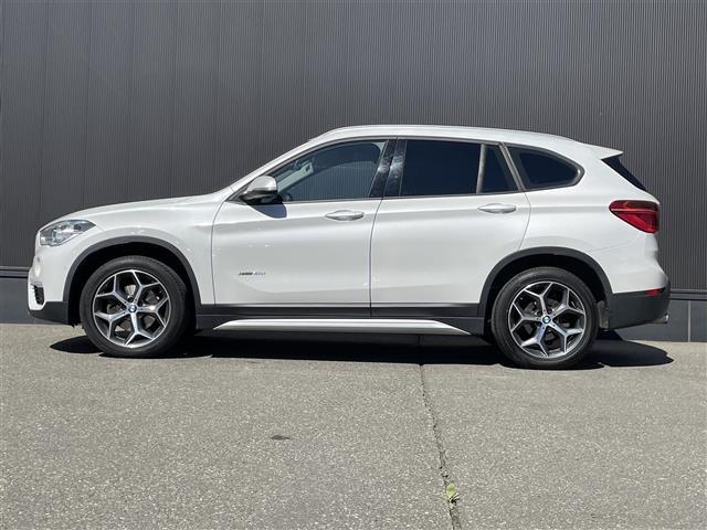 Ｘ１ ｘＤｒｉｖｅ　１８ｄ　ｘライン　純正ナビ／バックカメラ／クルーズコントロール／レザーシート／電動フロントシート／フロントシートヒーティング／電動テールゲート／純正１８インチＡＷ／純正フロアマット／取扱説明書／保証書／スペアキー（41枚目）