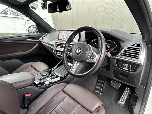 Ｘ３ ｘＤｒｉｖｅ　２０ｄ　Ｍスポーツ　電動パノラマ・ガラス・サンルーフ／純正ナビＴＶ／純正ドライブレコーダー／レザーシート／シートヒーター／ステアリングヒーター／純正１９インチＡＷ／アクティブクルーズコントロール／パーキングアシストプラス（3枚目）