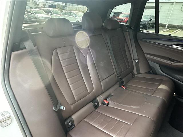 Ｘ３ ｘＤｒｉｖｅ　２０ｄ　Ｍスポーツ　電動パノラマ・ガラス・サンルーフ／純正ナビＴＶ／純正ドライブレコーダー／レザーシート／シートヒーター／ステアリングヒーター／純正１９インチＡＷ／アクティブクルーズコントロール／パーキングアシストプラス（10枚目）