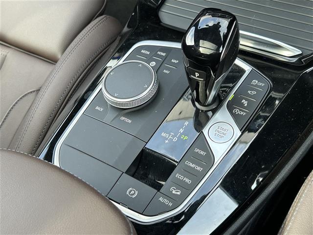 Ｘ３ ｘＤｒｉｖｅ　２０ｄ　Ｍスポーツ　電動パノラマ・ガラス・サンルーフ／純正ナビＴＶ／純正ドライブレコーダー／レザーシート／シートヒーター／ステアリングヒーター／純正１９インチＡＷ／アクティブクルーズコントロール／パーキングアシストプラス（22枚目）