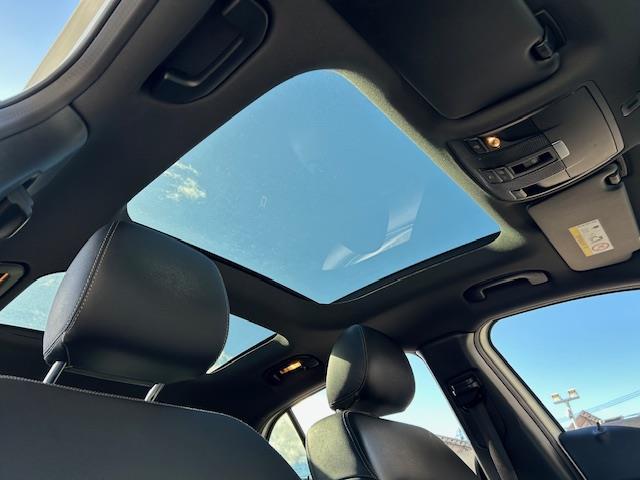 ＧＬＡクラス ＧＬＡ２２０　４マチック　プレミアムパッケージ／レーダーセーフティーパッケージ／アダプティブクルーズコントロール／フロントシートヒーティング／パワーシート／パワートランク／純正１８インチＡＷ／純正フロアマット／ＬＥＤライト（29枚目）