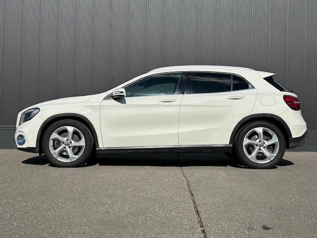 ＧＬＡクラス ＧＬＡ２２０　４マチック　プレミアムパッケージ／レーダーセーフティーパッケージ／アダプティブクルーズコントロール／フロントシートヒーティング／パワーシート／パワートランク／純正１８インチＡＷ／純正フロアマット／ＬＥＤライト（36枚目）