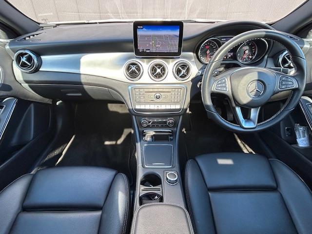 ＧＬＡクラス ＧＬＡ２２０　４マチック　プレミアムパッケージ／レーダーセーフティーパッケージ／アダプティブクルーズコントロール／フロントシートヒーティング／パワーシート／パワートランク／純正１８インチＡＷ／純正フロアマット／ＬＥＤライト（42枚目）