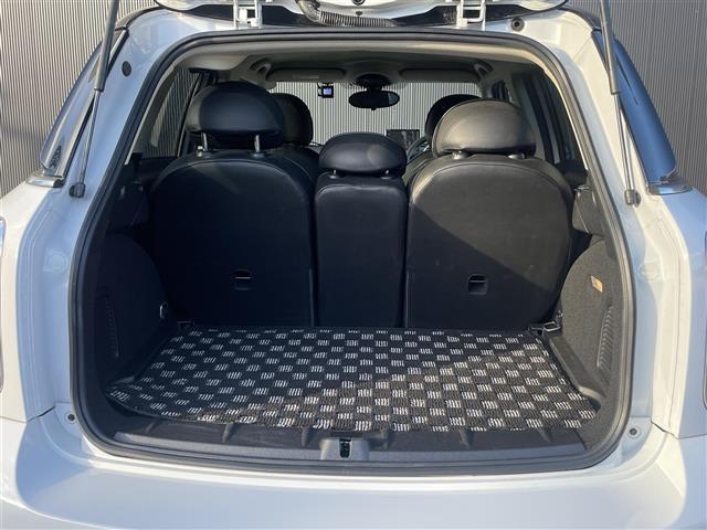 ＭＩＮＩ クーパーＤ　クロスオーバー　オール４　ワンオーナー／ポータブルナビ／ワンセグ／社外ＥＴＣ／前後ドライブレコーダー／クルーズコントロール／レーダー探知機／純正１７インチＡＷ／キセノンヘッドライト／シートカバー／純正フロアマット（12枚目）