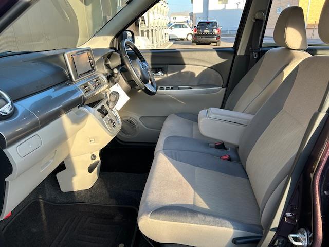 キャスト スタイルＧ　ターボ　ＳＡＩＩＩ　純正ディーラーＳＤナビ／フルセグＴＶ／バックカメラ／ＥＴＣ／スマートアシストＩＩＩ／衝突軽減ブレーキ／レーンキープアシスト／リアパークセンサー／純正キセノンライト／オートマチックハイビーム（8枚目）