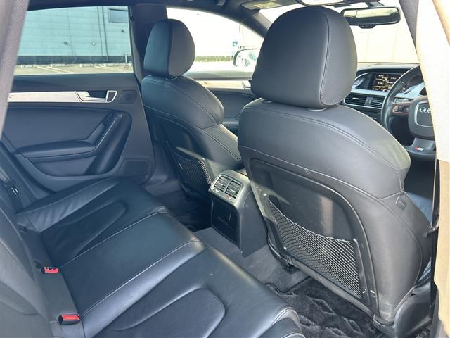 直接ご来店が難しいお客様にも、詳細写真等お送りできます。まずはお気軽にお問い合わせ下さい。