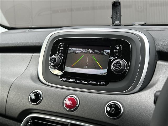 ５００Ｘ クロス　プラス　純正ディスプレイオーディオ／バックカメラ／ＥＴＣ／アダプティブクルーズコントロール／ブラインドスポットインフォメーション／レザーシート／パワーシート／シートヒーター／純正１８インチＡＷ／フロアマット（15枚目）