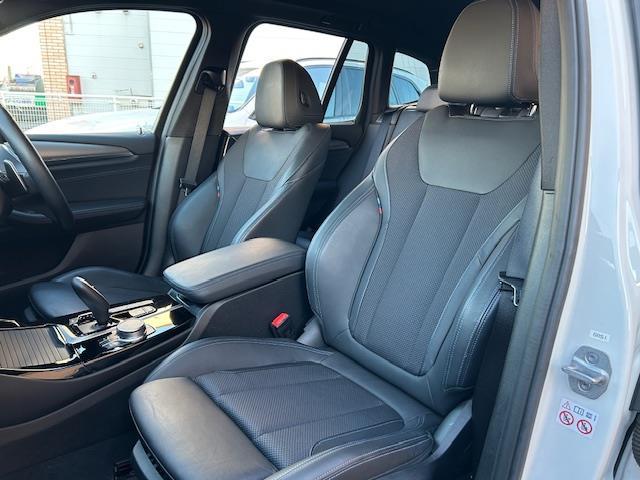 X3 xDrive 20d Mスポーツ 純正HDDナビ/バックカメラ/純正ETC2.0/純正ドライブレコーダー/アダプティブクルーズコントロール/ブラインドスポットモニター/レーンキープアシスト/コーナーセンサー/ハーフレザーシート(8枚目)