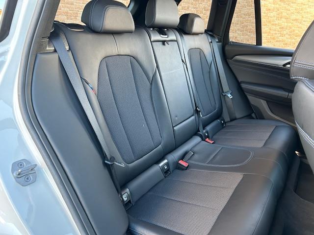 X3 xDrive 20d Mスポーツ 純正HDDナビ/バックカメラ/純正ETC2.0/純正ドライブレコーダー/アダプティブクルーズコントロール/ブラインドスポットモニター/レーンキープアシスト/コーナーセンサー/ハーフレザーシート(10枚目)