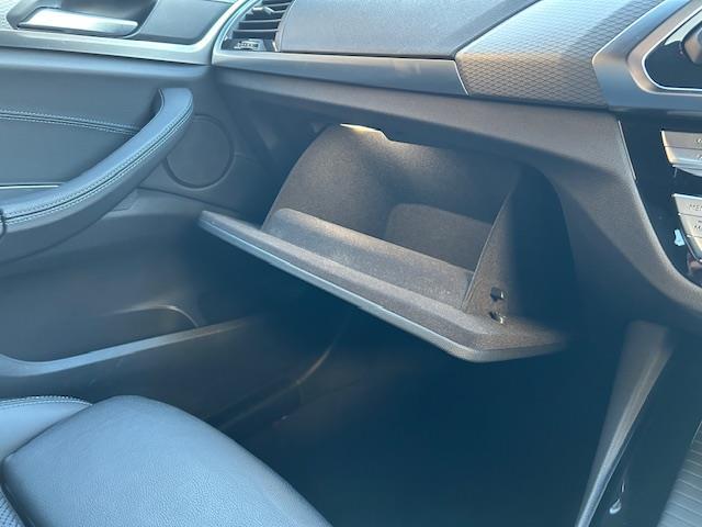 X3 xDrive 20d Mスポーツ 純正HDDナビ/バックカメラ/純正ETC2.0/純正ドライブレコーダー/アダプティブクルーズコントロール/ブラインドスポットモニター/レーンキープアシスト/コーナーセンサー/ハーフレザーシート(24枚目)