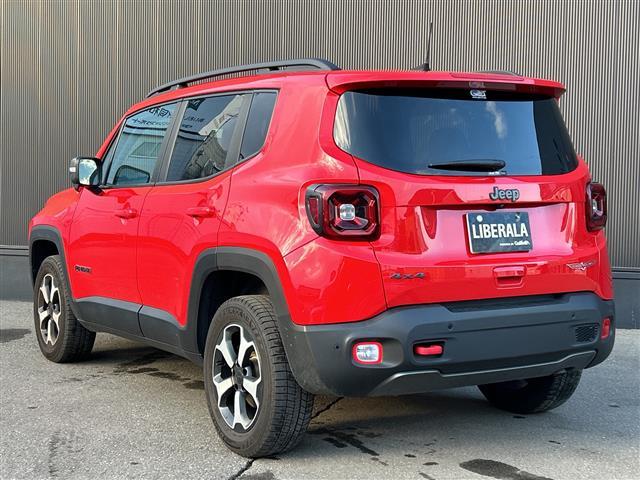 ジープ・レネゲード トレイルホーク ワンオーナー/Uconnectナビ/フルセグ/バックカメラ/ETC2.0/前後ドラレコ/クルーズコントロール/ブラインドスポットインフォメーション/純正17インチAW/純正フロアマット/シートカバー(34枚目)