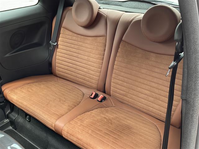 アバルト595 コンペティツィオーネ 禁煙車/ワンオーナー/5速MT/純正ディスプレイオーディオ/Bluetooth/純正アルミホイール/ステアリモコン/コーナーセンサー/ETC/純正フロアマット/スペアキー/取扱説明書(20枚目)