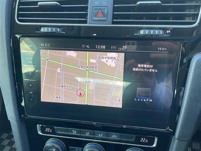 ゴルフ ＴＳＩハイライン　純正ナビ／Ｂｌｕｅｔｏｏｔｈ／ＣＤ／ＤＶＤ／ＵＳＢフルセグＴＶ／バックモニター／追従機能付きクルーズコントロール／レーンキープアシスト／衝突軽減システム／ブレーキホールド／ブラインドスポットモニター（5枚目）