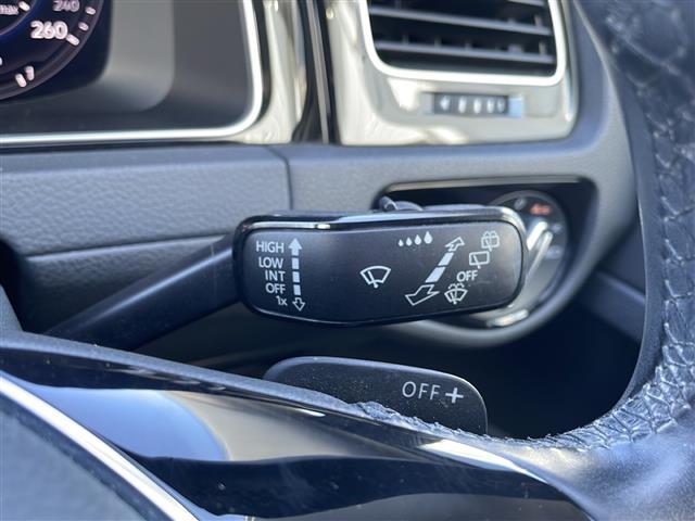ゴルフ ＴＳＩハイライン　純正ナビ／Ｂｌｕｅｔｏｏｔｈ／ＣＤ／ＤＶＤ／ＵＳＢフルセグＴＶ／バックモニター／追従機能付きクルーズコントロール／レーンキープアシスト／衝突軽減システム／ブレーキホールド／ブラインドスポットモニター（14枚目）
