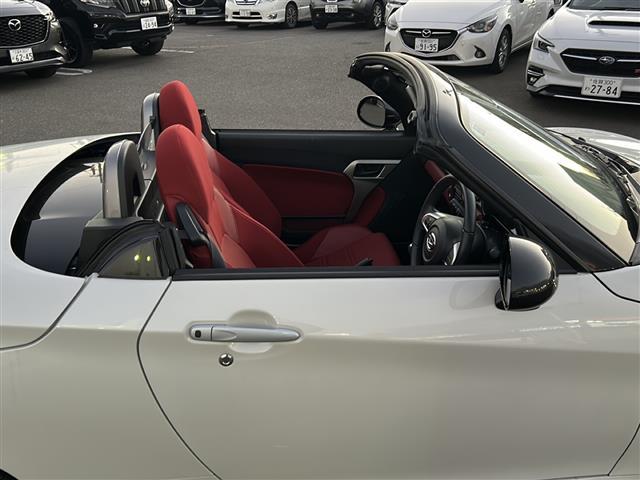 コペン ローブ ワンオーナー5速マニュアル純正オーディオ(CUK-W69D)CD Bluetooth USBシートヒーターETC電動オープンプッシュスタートスマートキー純正アルミホイール取扱説明書(24枚目)