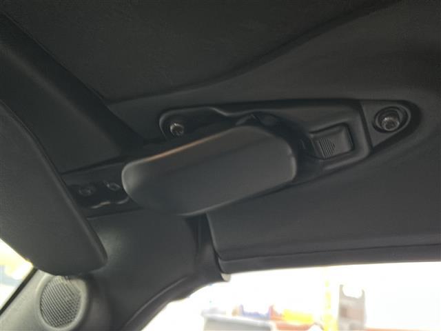 コペン ローブ ワンオーナー5速マニュアル純正オーディオ(CUK-W69D)CD Bluetooth USBシートヒーターETC電動オープンプッシュスタートスマートキー純正アルミホイール取扱説明書(32枚目)